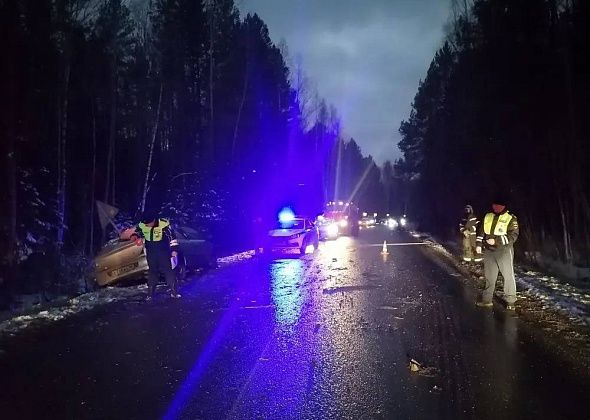 В ДТП на трассе под Серовом погибли женщина и ребенок