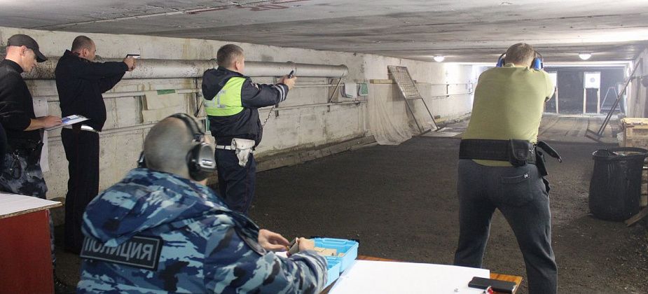 Полиция Серова отмечает День кадровой службы 