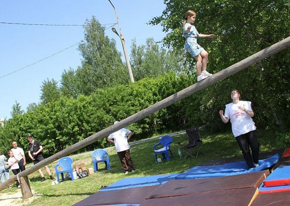 «Пусть всевышний Господь даст здоровья, благополучия и счастья». В Серове отметили Сабантуй