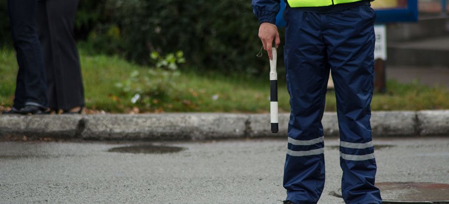 В Серове под колеса ВАЗа попала школьница