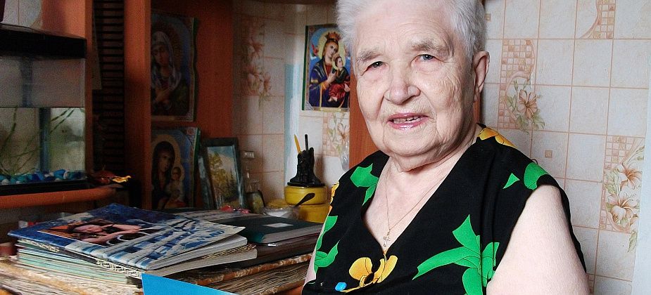 Библиотека разыскивает родственников серовского поэта Людмилы Климовой, чтобы оцифровать сборник ее стихов