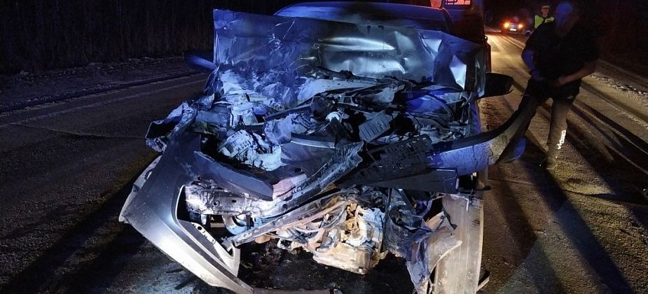 На Серовском тракте водитель «Соляриса» въехал в «Урал»