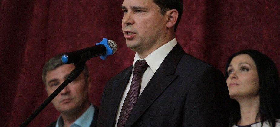 Общественник из Серова, просивший губернатора перенести выходной на 31 декабря, получил ответ