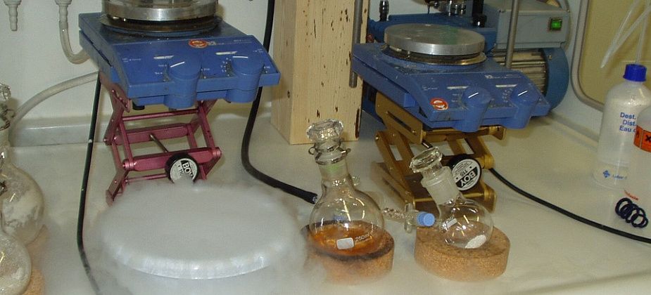 16-летнего подростка обвиняют в изготовлении взрывчатых веществ