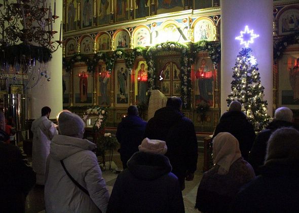 Крещенской водой в серовских храмах можно будет запасаться с 18 января