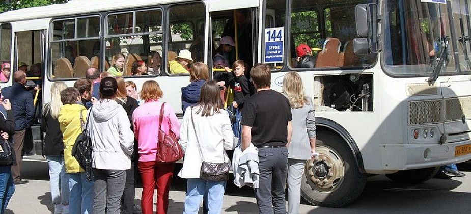 В загородных лагерях Серова отремонтировали футбольные поля. Подготовку к летней оздоровительной кампании завершают