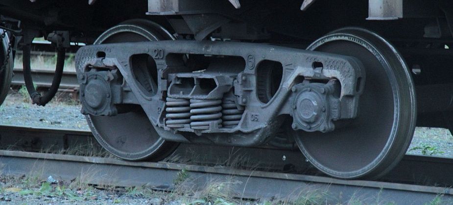 Серовская транспортная прокуратура провела проверку по факту схода грузового вагона с путей