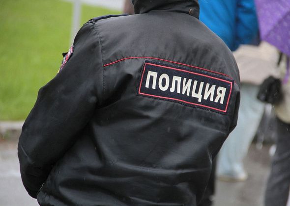 Полиция Серова выявила два десятка правонарушений при ночной проверке баров и кафе