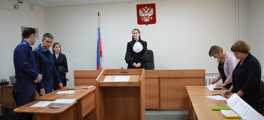 В Серове впервые состоялся суд с участием присяжных. Четверо граждан обвиняются в наркопреступлениях