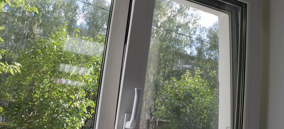 "Не верьте и не соглашайтесь". В Серове предлагают бесплатные услуги по обслуживанию окон