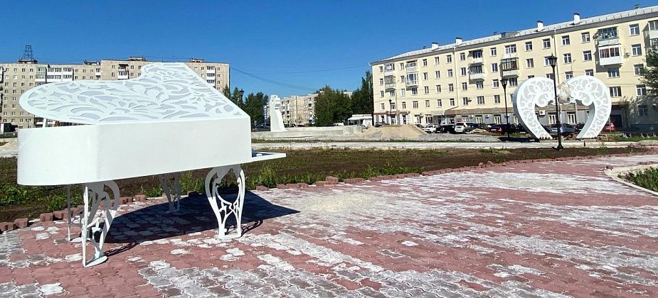 На установке малых архитектурных форм на Преображенской площади власти Серова сэкономят 4 миллиона