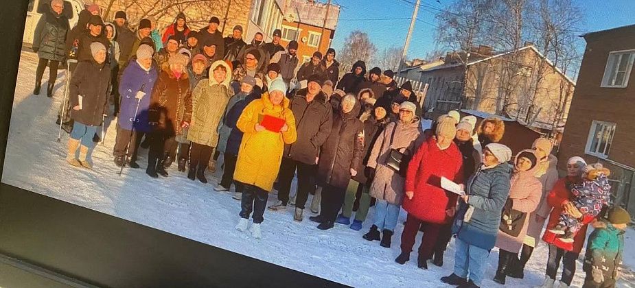Сосьвинцы записали видеообращение к президенту России из-за расследования причин апрельского пожара