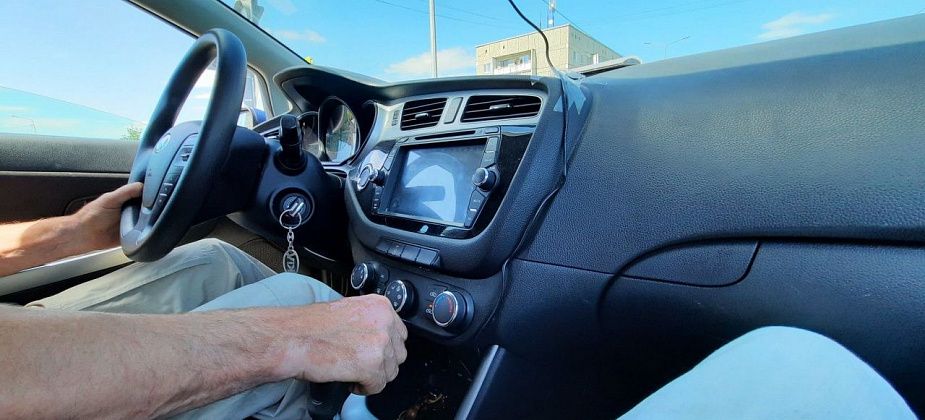 Минтранс предложил запретить таксистам работать больше 12 часов