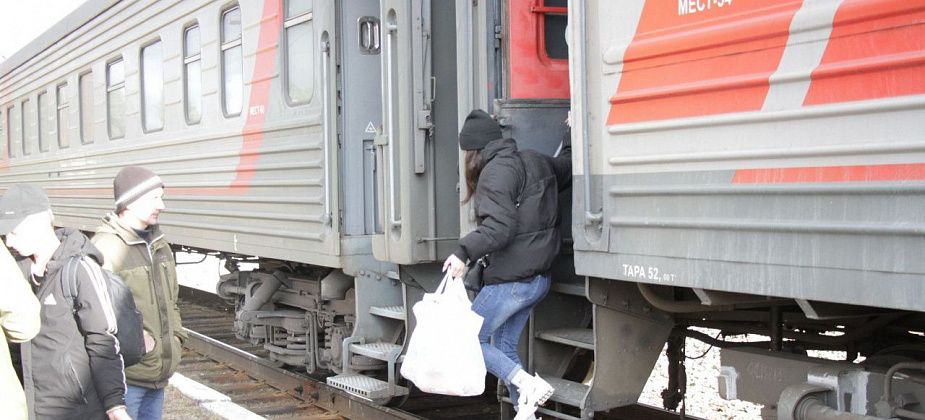 Пригородные поезда переходят на зимний график. Поезд Серов – Бокситы отменен до весны
