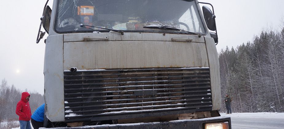 Дальнобойщик Борис Рябков, которому помогли серовчане, вновь попал в ДТП