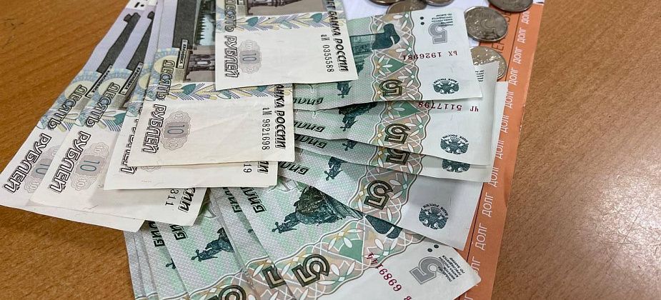За семь месяцев должникам-серовчанам отправили 1285 “цветных” квитанций за коммуналку