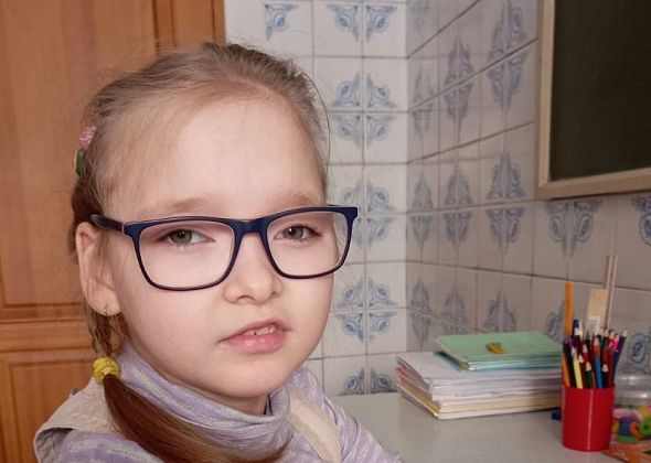 Благодаря заводу и благотворительному фонду, маленькая Варвара Жигалова из Сухого Лога поедет на реабилитацию
