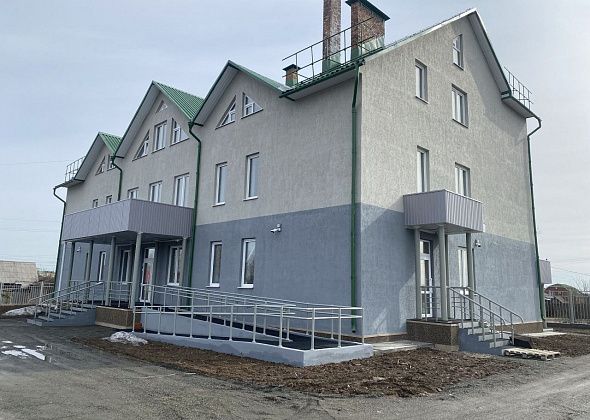 В серовском духовном центре открылась выставка, посвященная патриарху Московскому Тихону