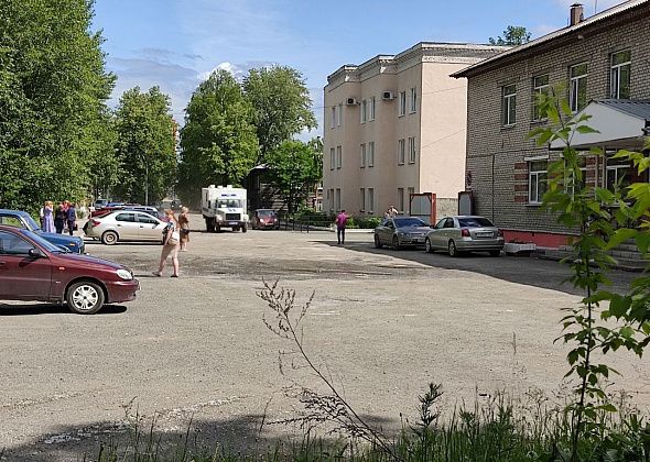 Серовский районный суд эвакуировали в шестой раз за месяц из-за ложного сообщения о минировании